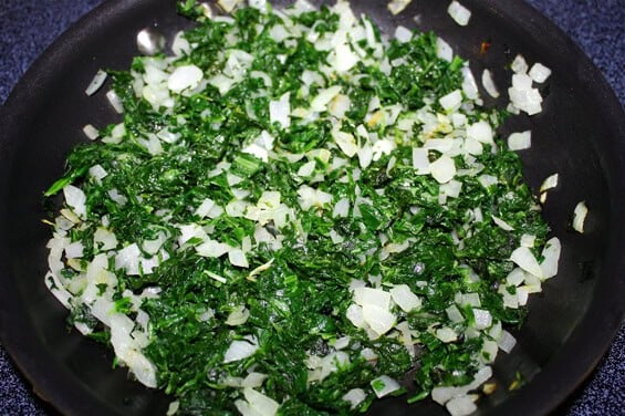 spinach-onion-and-garlic spinach-onion-and-garlic