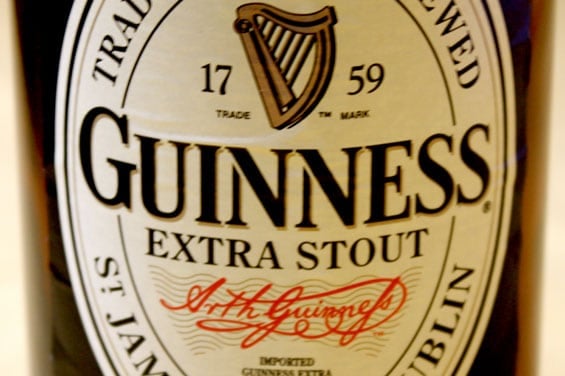 Chocolate Guinness Cupcakes | gimmesomeoven.com