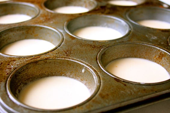 pop-up-muffins-batter pop-up-muffins-batter