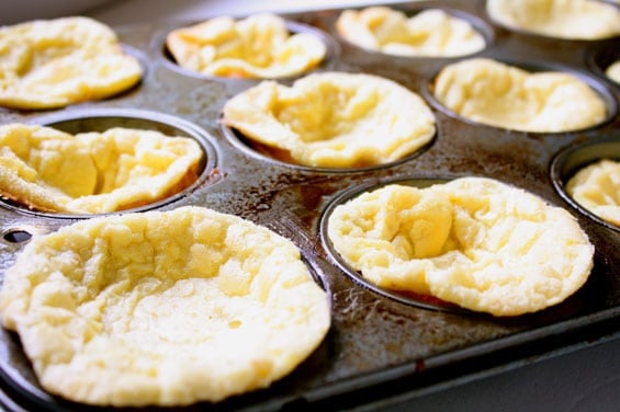pop-up-muffins-out-of-the-oven pop-up-muffins-out-of-the-oven