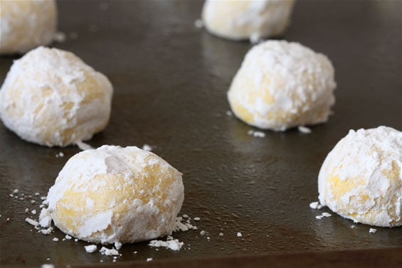 Easy Lemon Cookies Recipe | gimmesomeoven.com