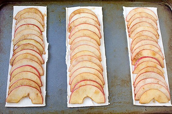 Easy Apple Tart Recipe | gimmesomeoven.com
