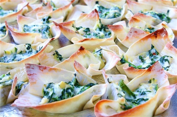 Spinach & Artichoke Cups Recipe | gimmesomeoven.com
