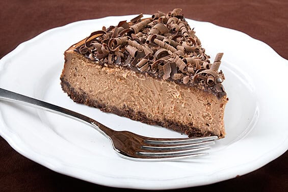 Bailey's Chocolate Cheesecake Recipe | gimmesomeoven.com