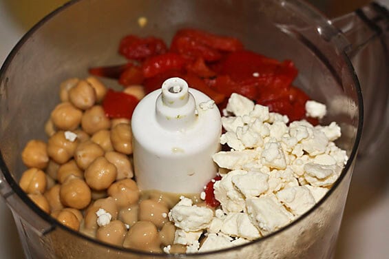 Roasted Red Pepper & Feta Hummus Recipe | gimmesomeoven.com