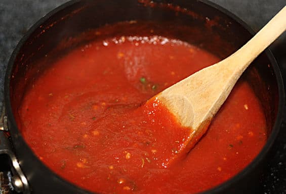 Perfect Pizza Sauce | gimmesomeoven.com