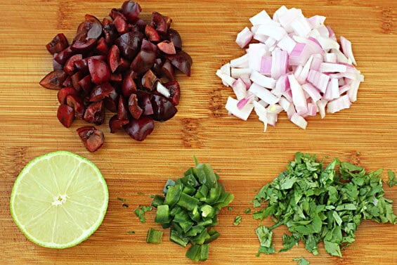 Grilled Tilapia With Cherry Salsa | gimmesomeoven.com