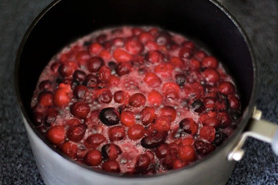 Cranberry-Pomegranate Sauce | gimmesomeoven.com