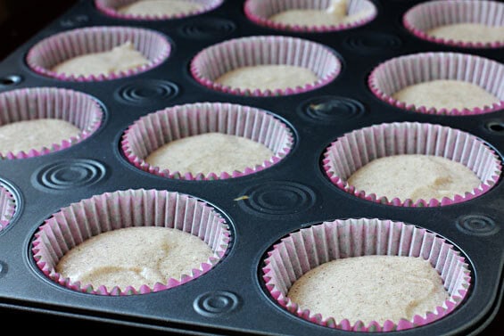 Vanilla Chai Cupcakes | gimmesomeoven.com