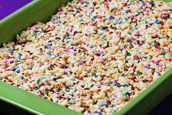 Cake Batter Rice Crispy Treats | gimmesomeoven.com