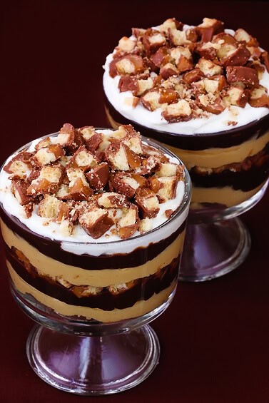Twix Trifles | gimmesomeoven.com