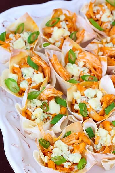 Buffalo Chicken Cups | gimmesomeoven.com