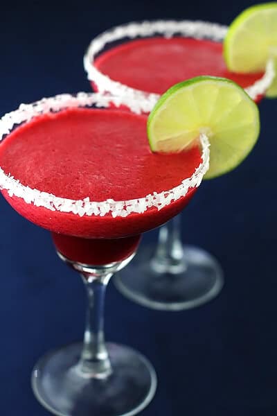 Blackberry Lime Margaritas | gimmesomeoven.com
