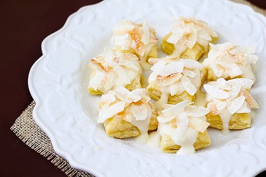 Coconut Cream Cheese Pastry Bites | gimmesomeoven.com
