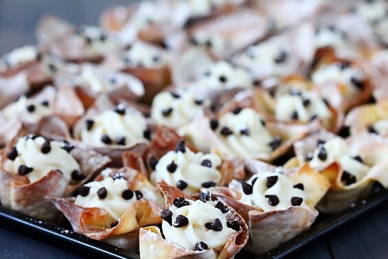 Cannoli Cups | gimmesomeoven.com