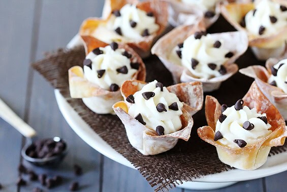 Cannoli Cups Recipe | gimmesomeoven.com