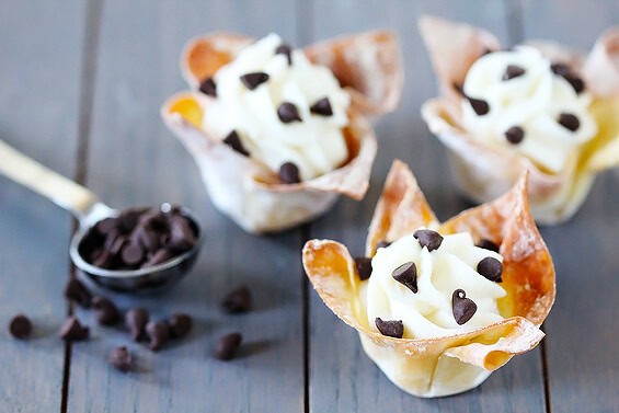 Cannoli Cups | gimmesomeoven.com