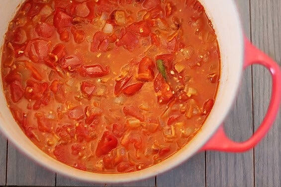 Roasted Tomato & Bacon Soup | gimmesomeoven.com