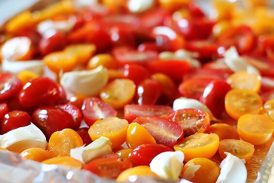 Pasta with Slow-Roasted Tomatoes, Garlic & Parmesan | gimmesomeoven.com
