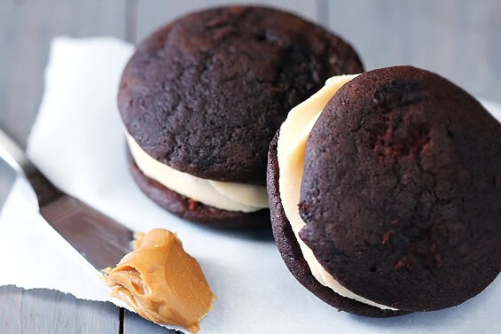 Chocolate Biscoff Whoopie Pies | gimmesomeoven.com