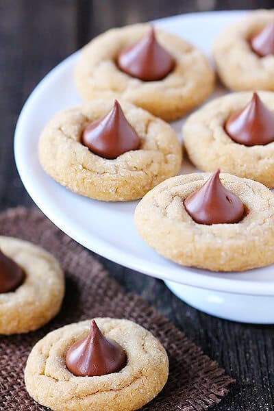 Biscoff Blossoms {Gimme Some Oven}