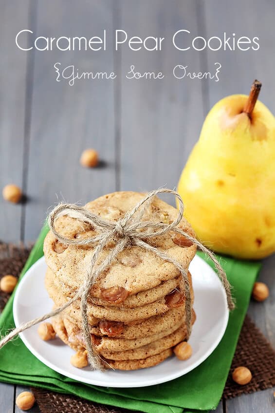 Caramel Pear Cookies | gimmesomeoven.com