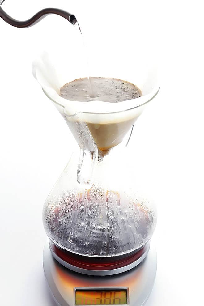 How To Make Pour-Over Coffee -- a step-by-step easy tutorial for how to make just the right brew! | gimmesomeoven.com