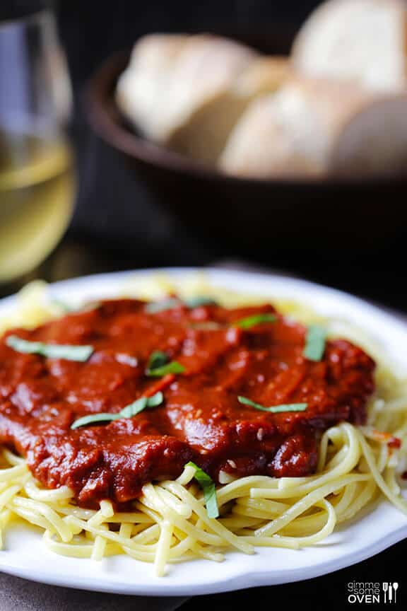 Pasta with Dark Chocolate Marinara Sauce | gimmesomeoven.com