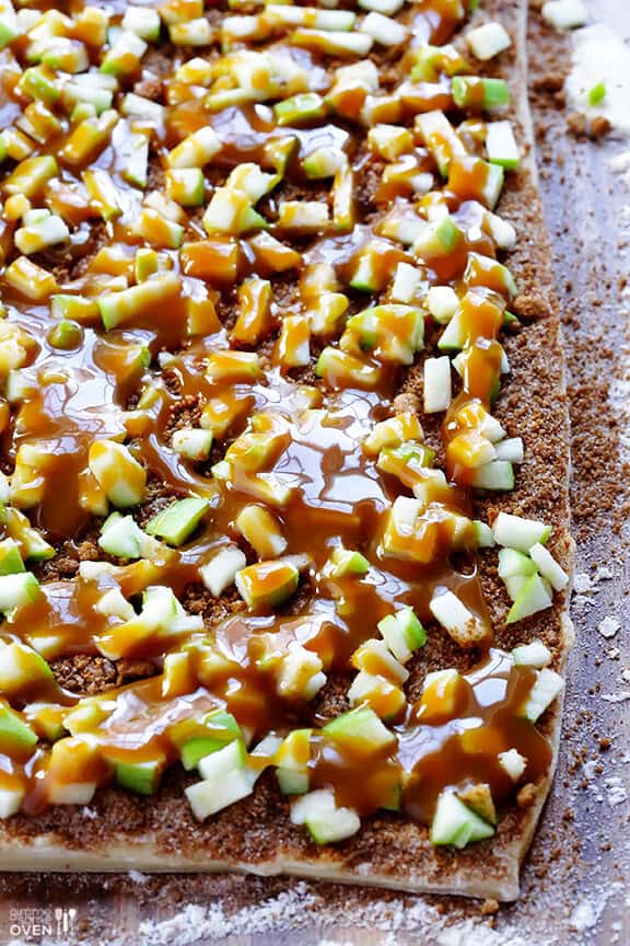 Caramel Apple Cinnamon Rolls | gimmesomeoven.com
