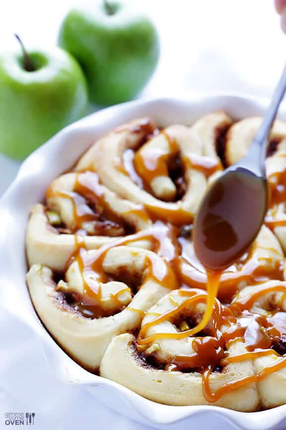 Caramel Apple Cinnamon Rolls | gimmesomeoven.com