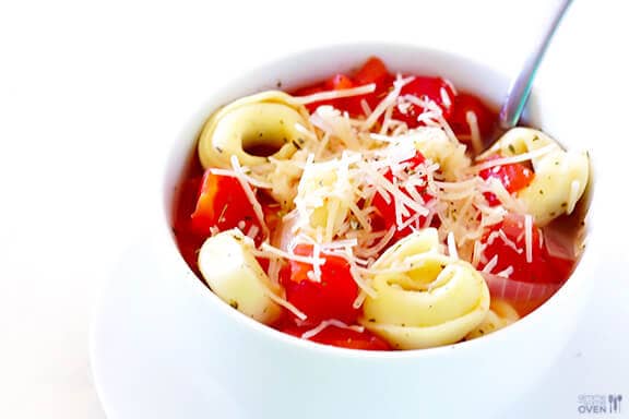 5 Ingredient Easy Tortellini Soup | gimmesomeoven.com 5 Ingredient Easy Tortellini Soup | gimmesomeoven.com