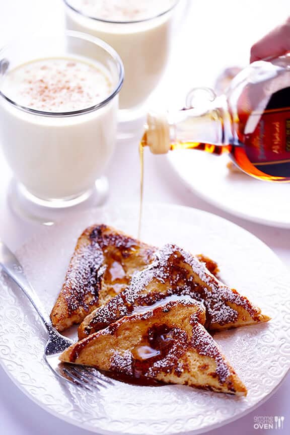 Eggnog French Toast | gimmesomeoven.com Eggnog French Toast | gimmesomeoven.com