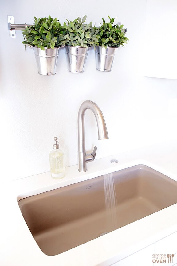Kitchen Remodel: Kohler Faucet & Sink | gimmesomeoven.com Kitchen Remodel: Kohler Faucet & Sink | gimmesomeoven.com