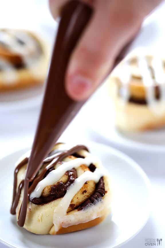 1-Hour Nutella Cinnamon Rolls Recipe | gimmesomeoven.com 1-Hour Nutella Cinnamon Rolls Recipe | gimmesomeoven.com