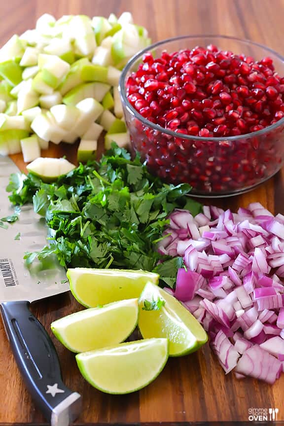 5-Ingredient Pear Pomegranate Salsa -- made with five fresh and tasty ingredients! gimmesomeoven.com 5-Ingredient Pear Pomegranate Salsa -- made with five fresh and tasty ingredients! gimmesomeoven.com