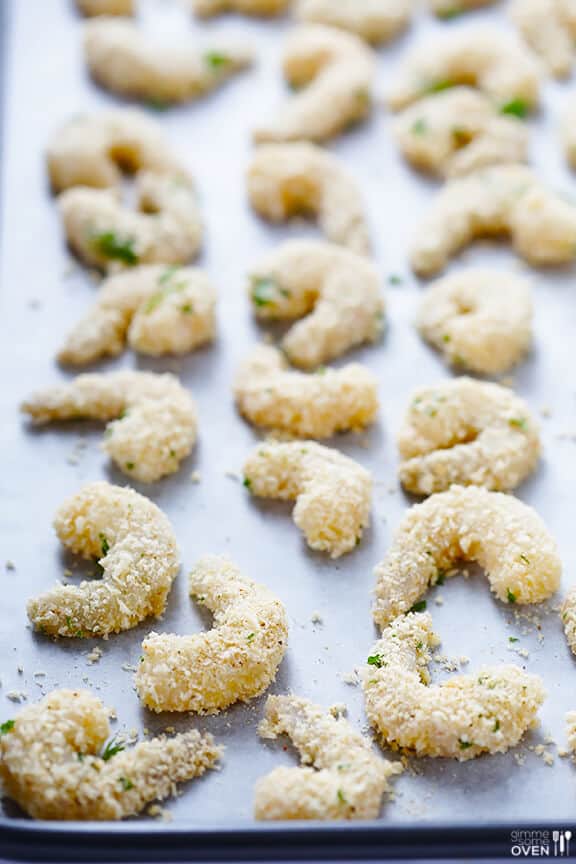 Skinny Popcorn Shrimp Recipe | gimmesomeoven.com #appetizer Skinny Popcorn Shrimp Recipe | gimmesomeoven.com #appetizer