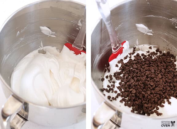 35-Calorie Chocolate Chip Meringue Cookies | gimmesomeoven.com 35-Calorie Chocolate Chip Meringue Cookies | gimmesomeoven.com