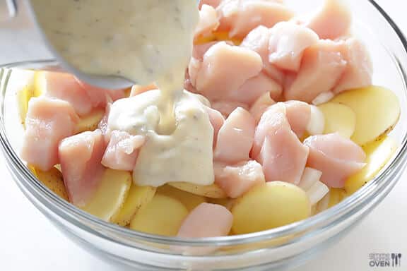 Easy Lemon Chicken Potato Casserole | gimmesomeoven.com Easy Lemon Chicken Potato Casserole | gimmesomeoven.com