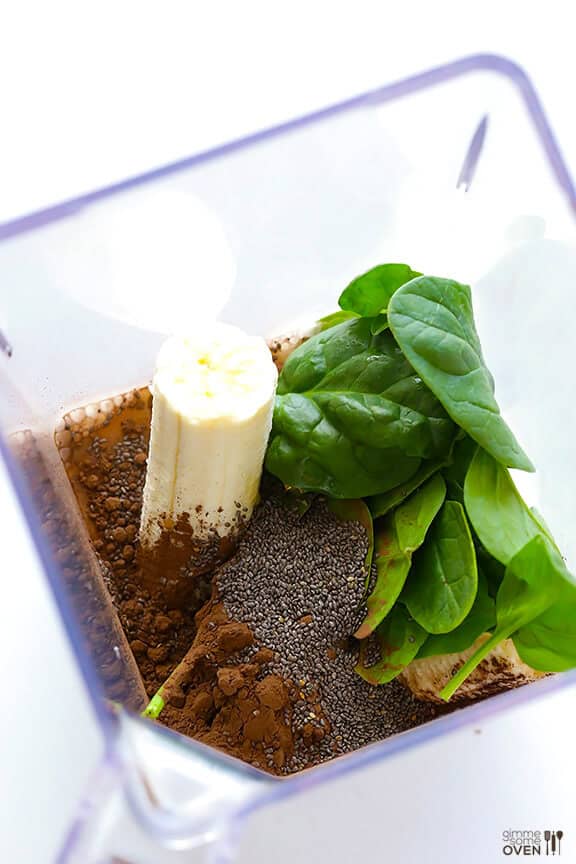 Chocolate Chia Smoothie | gimmesomeoven.com #vegan #glutenfree Chocolate Chia Smoothie | gimmesomeoven.com #vegan #glutenfree