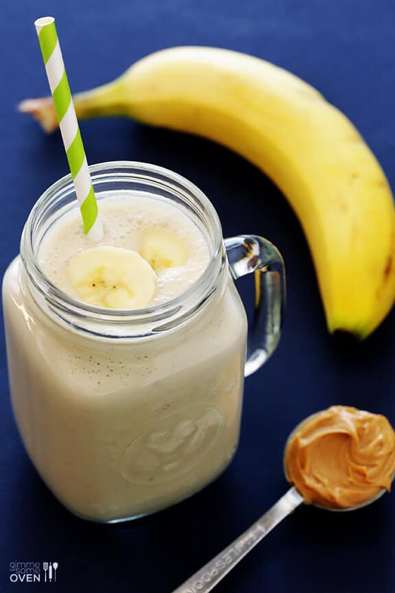 Peanut Butter Banana Smoothie | gimmesomeoven.com Peanut Butter Banana Smoothie | gimmesomeoven.com