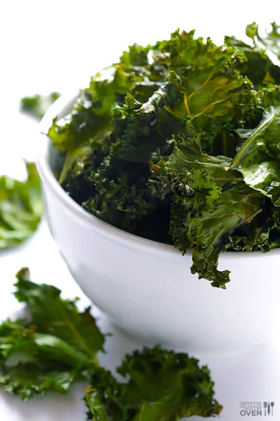 Sea Salt and Vinegar Kale Chips | gimmesomeoven.com #vegan #glutenfree Sea Salt and Vinegar Kale Chips | gimmesomeoven.com #vegan #glutenfree