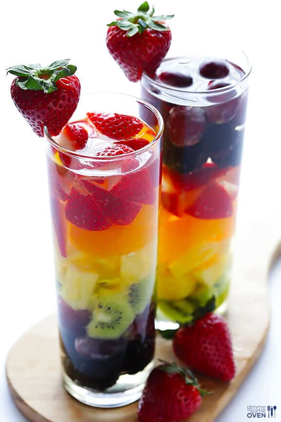 Easy Rainbow Sangria | gimmesomeoven.com #drinks #vegan #glutenfree Easy Rainbow Sangria | gimmesomeoven.com #drinks #vegan #glutenfree