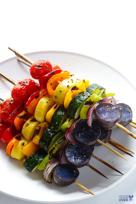Rainbow Veggie Skewers | gimmesomeoven.com #vegan #glutenfree #recipe Rainbow Veggie Skewers | gimmesomeoven.com #vegan #glutenfree #recipe