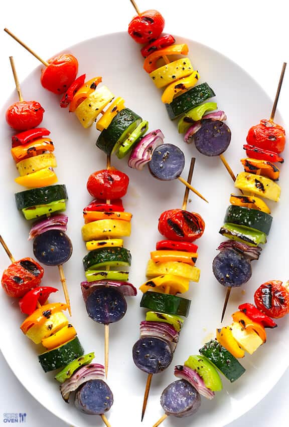 Rainbow Veggie Skewers | gimmesomeoven.com #vegan #glutenfree #recipe Rainbow Veggie Skewers | gimmesomeoven.com #vegan #glutenfree #recipe