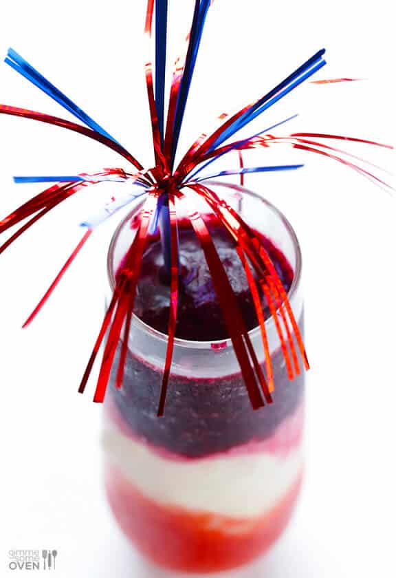 Red White and Blue(berry) Margaritas -- easy to make, and perfect for Memorial Day or the 4th of July! | gimmesomeoven.com #drink #recipe Red White and Blue(berry) Margaritas -- easy to make, and perfect for Memorial Day or the 4th of July! | gimmesomeoven.com #drink #recipe