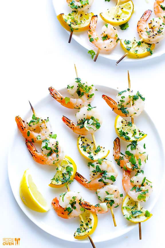 Shrimp Scampi Skewers Recipe | gimmesomeoven.com #glutenfree #seafood Shrimp Scampi Skewers Recipe | gimmesomeoven.com #glutenfree #seafood