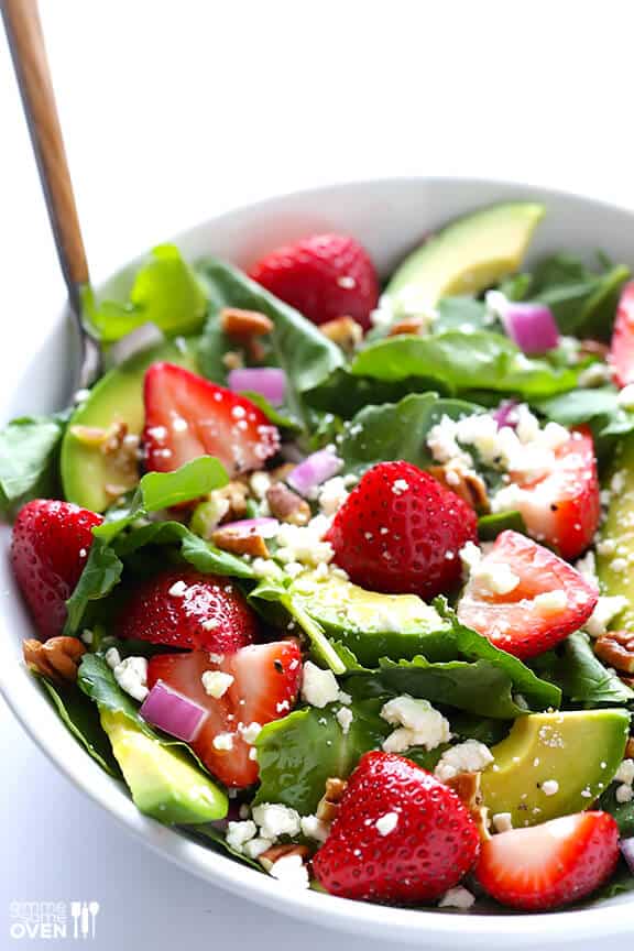 Strawberry Kale Salad | gimmesomeoven.com #vegetarian #glutenfree Strawberry Kale Salad | gimmesomeoven.com #vegetarian #glutenfree