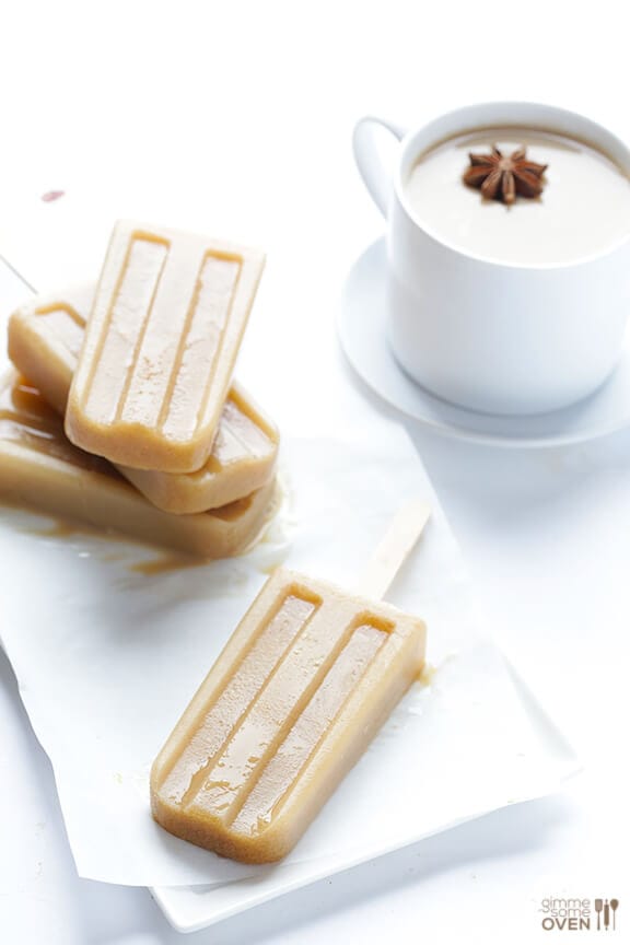 Easy Chai Popsicles -- all you need are 2 ingredients for these delicious treats! | gimmesomeoven.com Easy Chai Popsicles -- all you need are 2 ingredients for these delicious treats! | gimmesomeoven.com