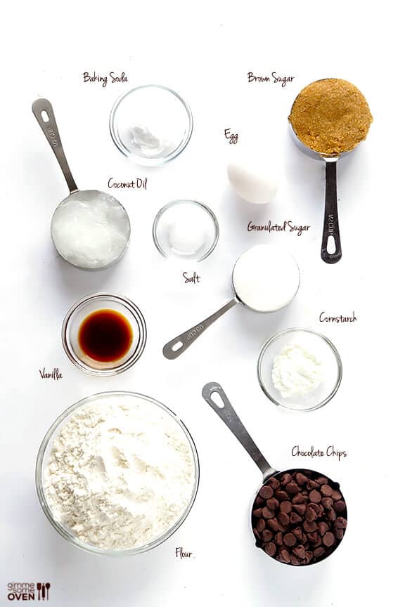 Coconut Oil Chocolate Chip Cookies -- soft, chewy, easy to make, and SO delicious | gimmesomeoven.com #dessert #cookies Coconut Oil Chocolate Chip Cookies -- soft, chewy, easy to make, and SO delicious | gimmesomeoven.com #dessert #cookies