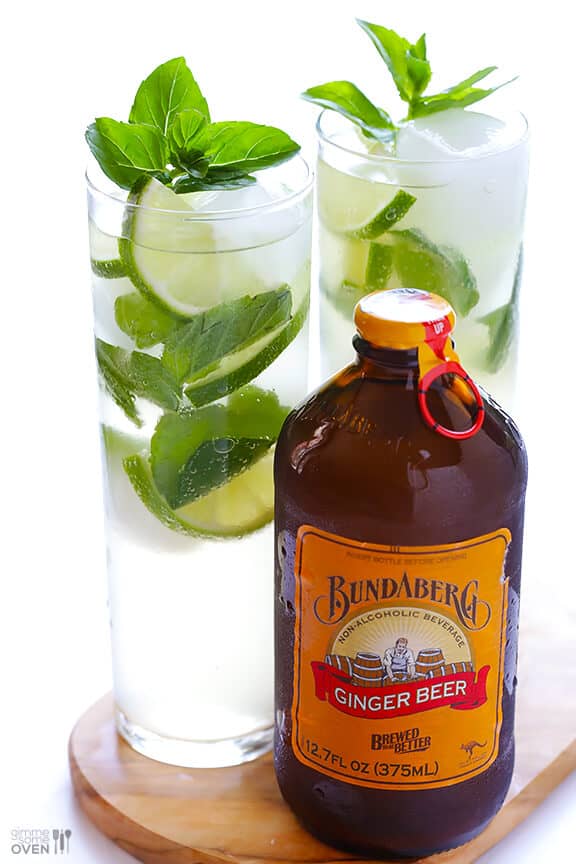 Ginger Beer Mojito -- All you need are 4 ingredients and 1 minute to make this fresh and tasty drink! | gimmesomeoven.com #cocktail #mocktail #recipe Ginger Beer Mojito -- All you need are 4 ingredients and 1 minute to make this fresh and tasty drink! | gimmesomeoven.com #cocktail #mocktail #recipe